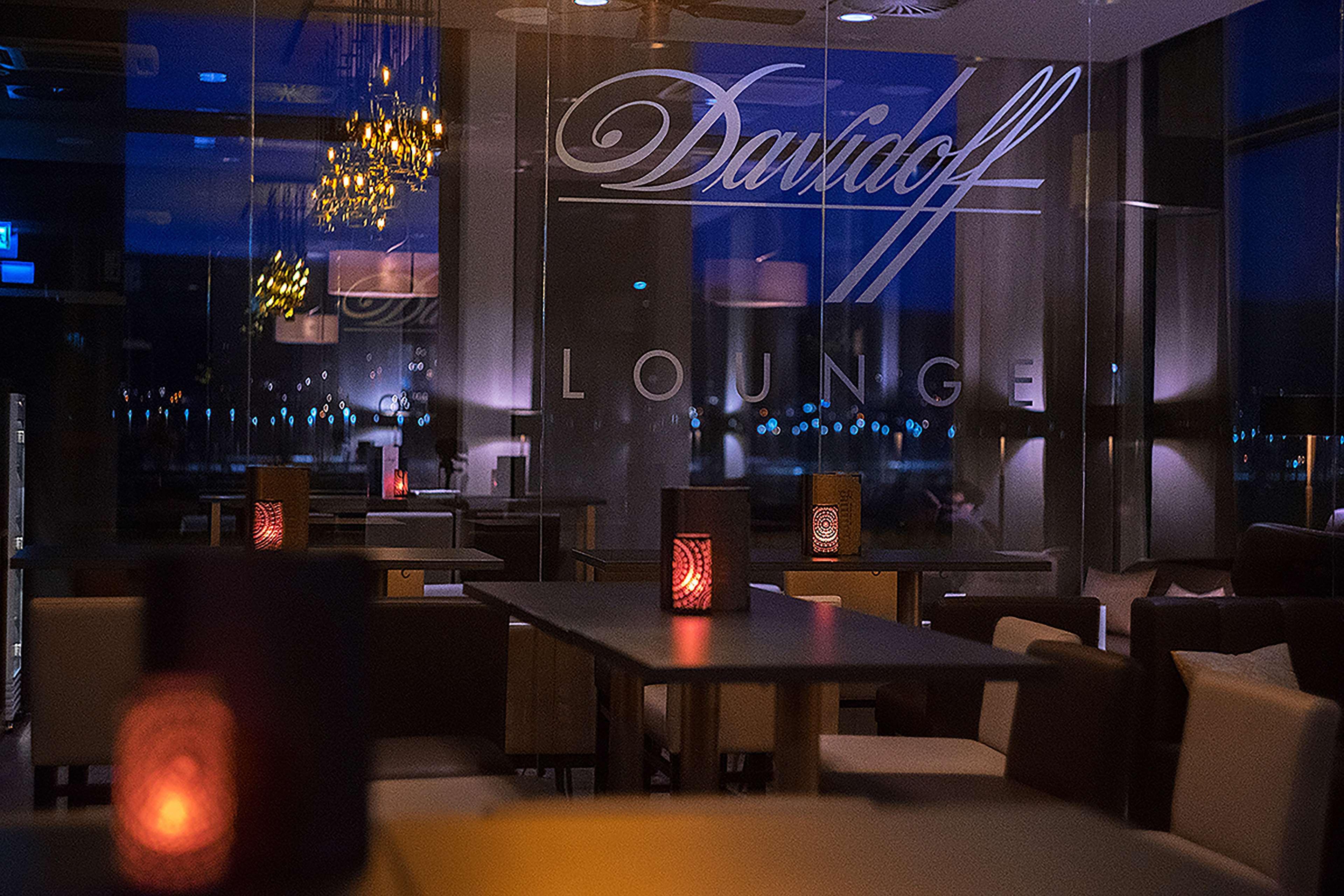 Hilton Garden Inn Zurich Limmattal Spreitenbach Exterior foto